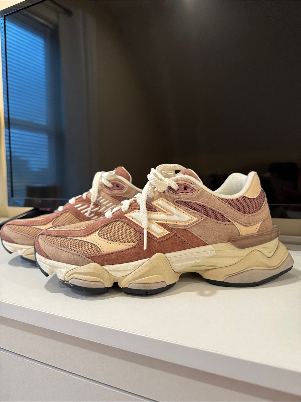 New Balance 9060